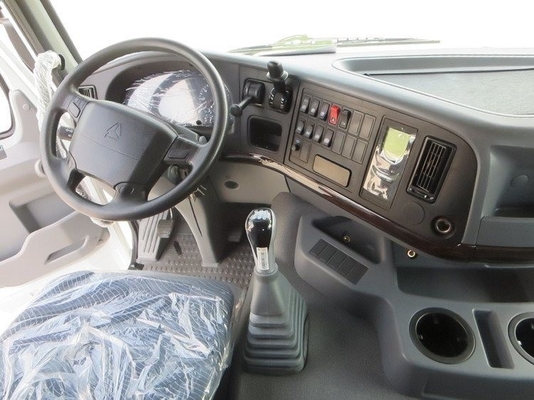 Ciężki Shacman Sinotruk Jak ciągnik ciężarówka holowanie głowica ciężarówki o pojemności silnika &gt;8L