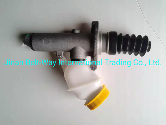 Sinotruk HOWO Części ciężarówek Sprzęgło Główny cylinder Wg9719230013 Wg9719230023 Czarny