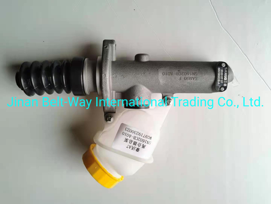 Sinotruk HOWO Części ciężarówek Sprzęgło Główny cylinder Wg9719230013 Wg9719230023 Czarny