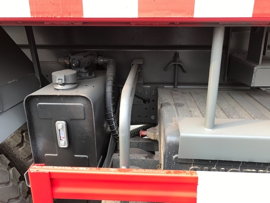 Przesyłka ręczna Sinotruk 6X4 RC Truck Tipper 60ton Dump Truck z podwoziem Hova
